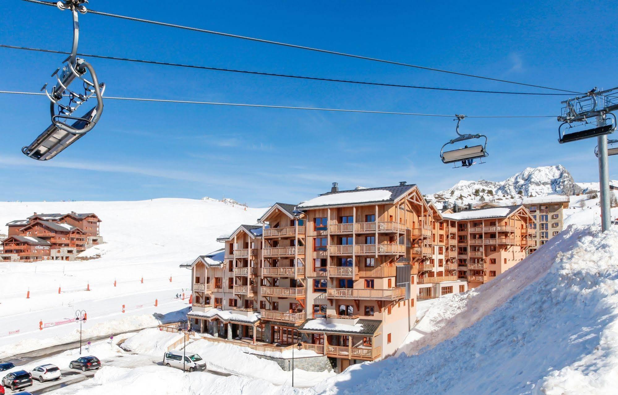 Residence Prestige Odalys Front De Neige La Plagne Bagian luar foto