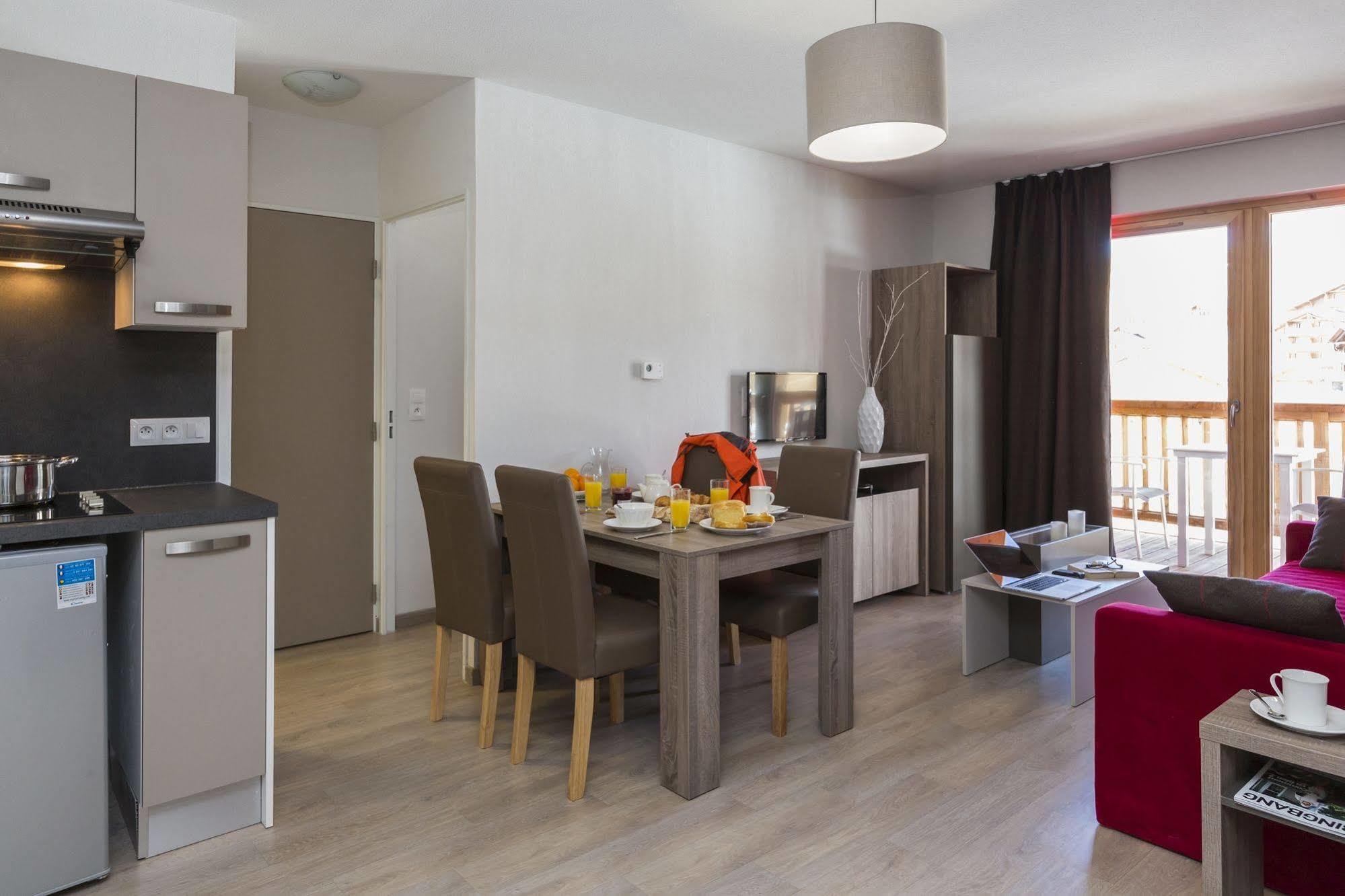 Residence Prestige Odalys Front De Neige La Plagne Bagian luar foto